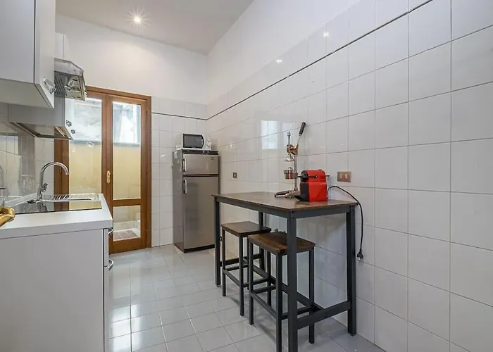 Ht Vicolo 6 Bilo Rom